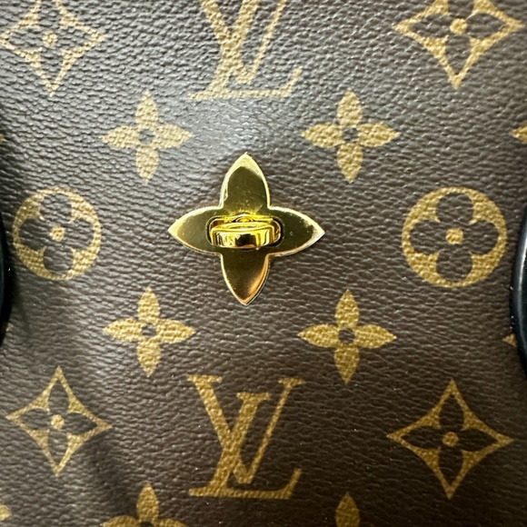 LOUIS VUITTON Monogram Flower Zipped Tote MM Black - Picture 6 of 14